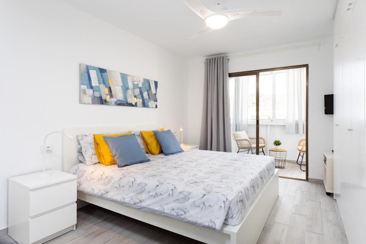 Castle Harbour Apartment Arona  Luaran gambar