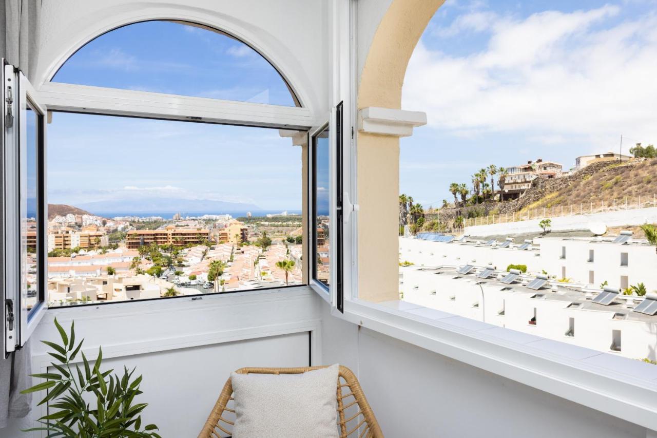 Castle Harbour Apartment Arona  Luaran gambar